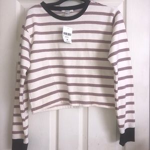 NEVER WORN Women’s crop knit top